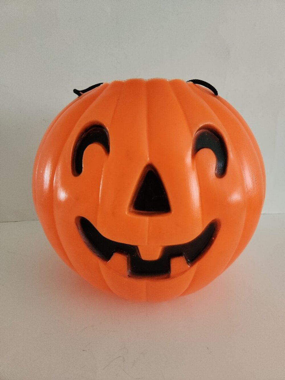 Halloween Blow-Mold Jack O'Lantern Candy Pail Half-Moon Eyes *AS IS*